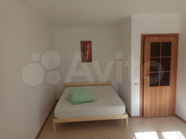 2-к. квартира, 72 м², 1/5 эт.