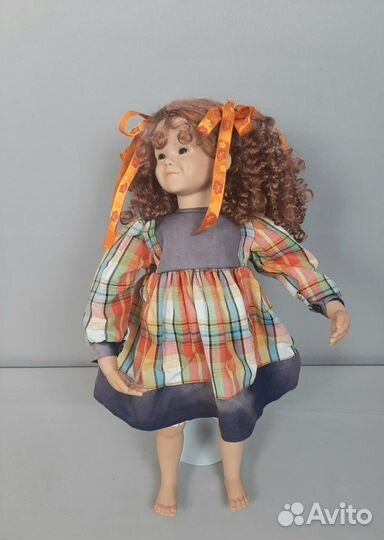 Кукла фарфоровая коллекционная