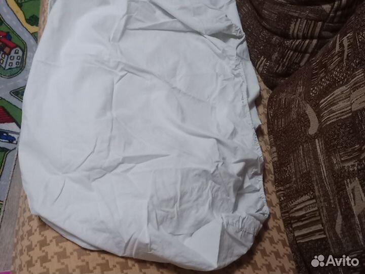 Простыня на резинке в детскую кроватку