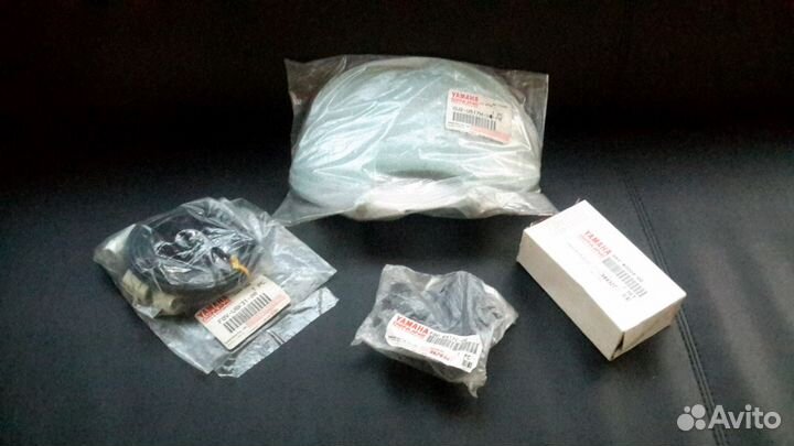 Новая оригинальная крышка лючка Yamaha XL 700