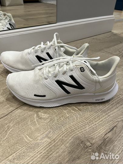 Кроссовки new balance