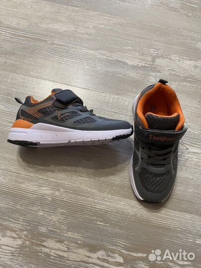 Кроссовки детские 30 размер