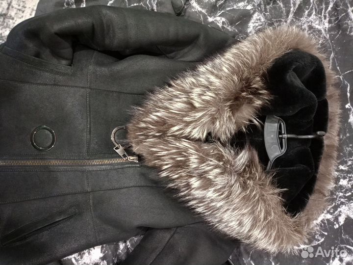 Продам натуральную облегченную дубленку