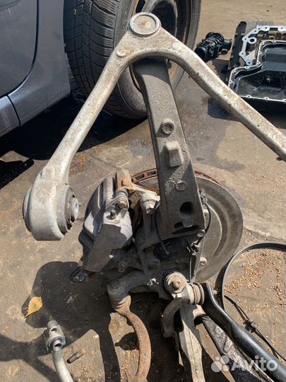 Jaguar S-tape левый поворотный кулак в сборе