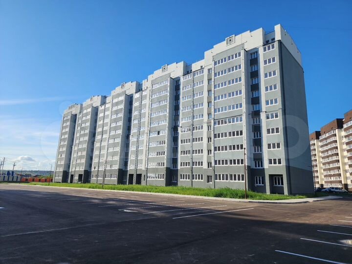 2-к. квартира, 63 м², 5/10 эт.