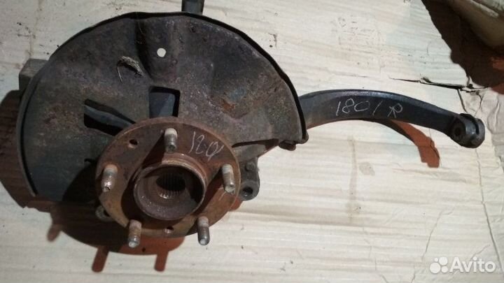 Кулак поворотный передний правый Mazda 6 GG 2006