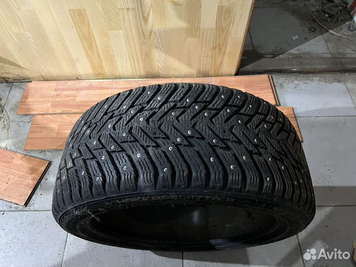 Nokian Tyres Hakkapeliitta 8 245/40 R18 97T