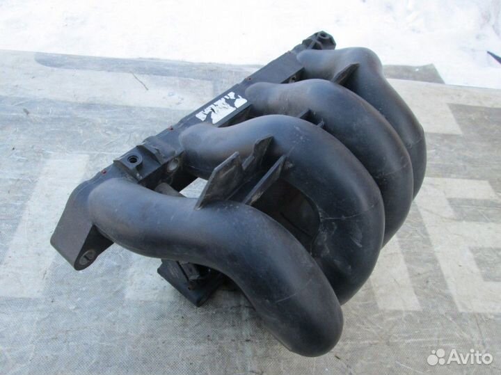 Форд Фокус 1 Коллектор впускной