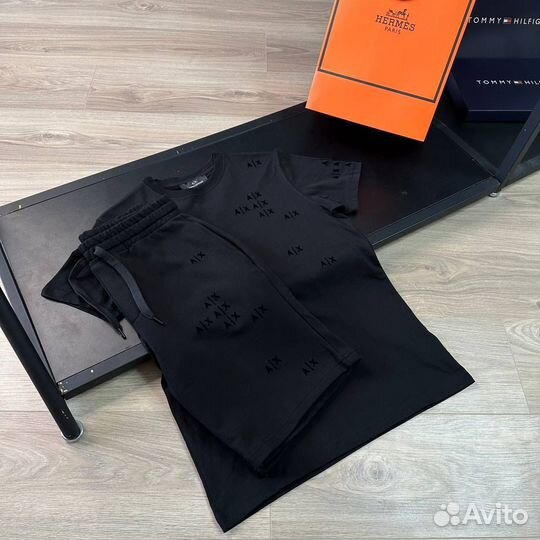 Футболка + шорты Armani Exchange
