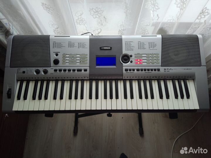 Yamaha psr e403