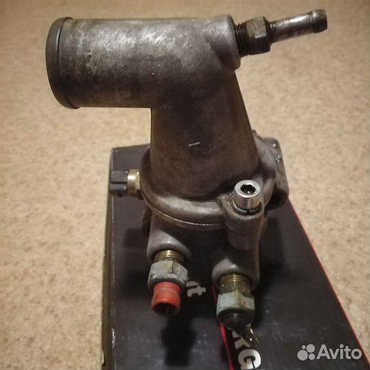 Корпус термостата змз 406