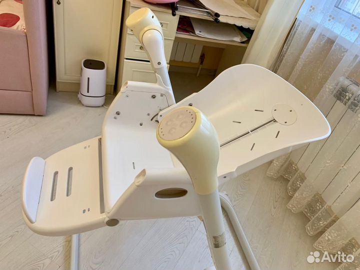 Стульчик для кормления 2в1 Capella