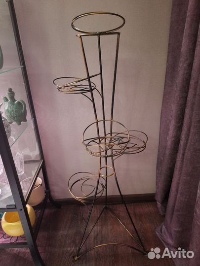 Подставка для цветов