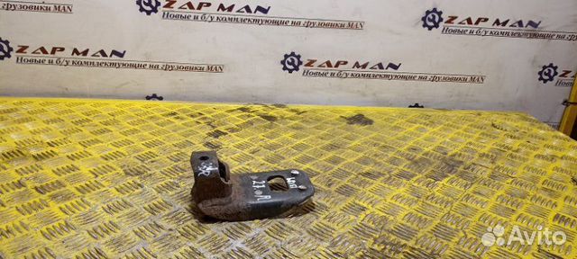 Кронштейн стабилизатора правый Man Tgl Tgm