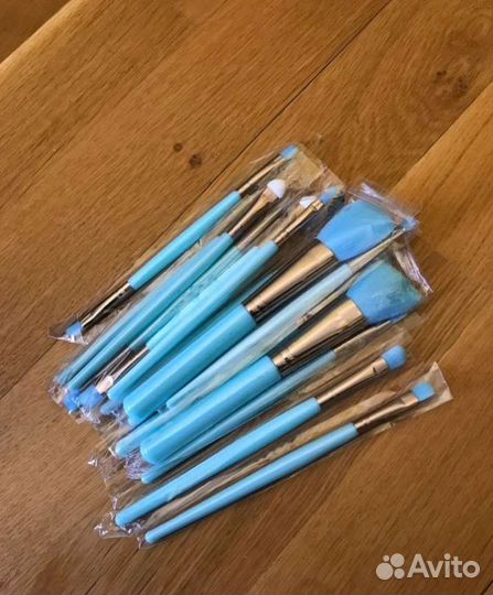 Набор кистей для макияжа. Новый. 13 штук