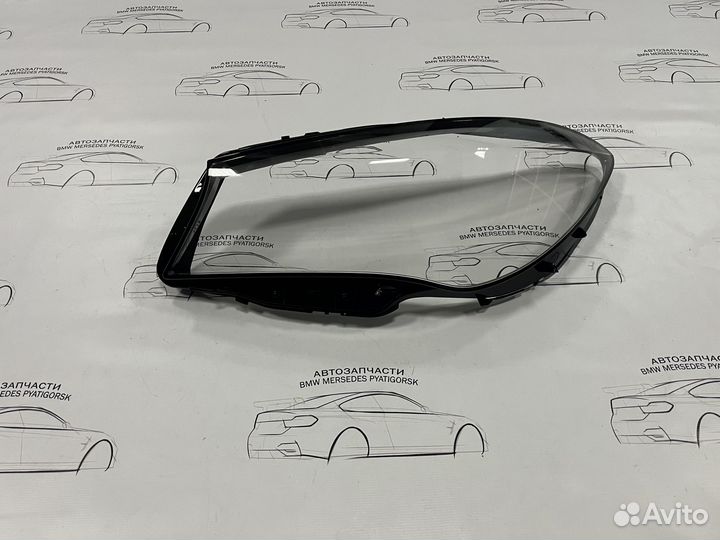 Левое стекло фары Mercedes CLA w117 дорестайлинг
