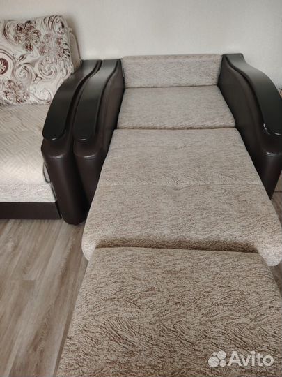 Диван с креслами