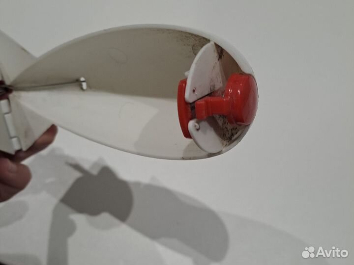 Кормушка фидерная