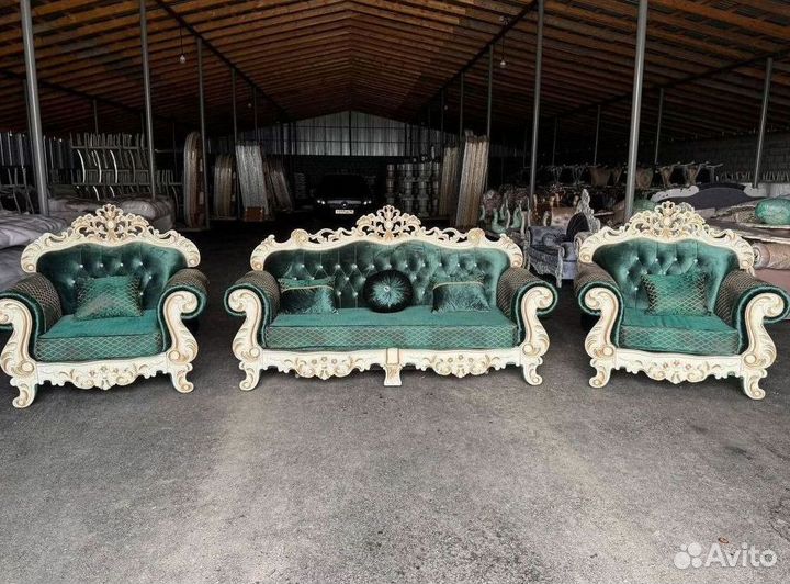 Диван с ящиками