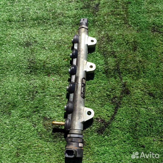 Топливная рампа renault nissan 2.0 DCI m9r