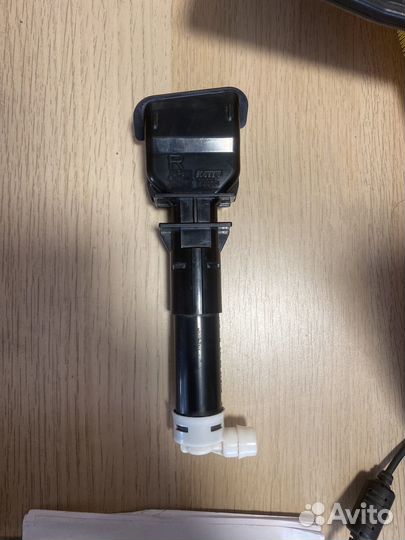 Форсунка омывателя фар ниссан/инфинити