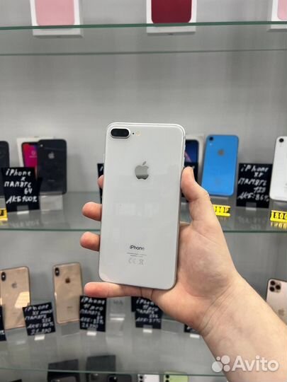 iPhone 8 Plus, 64 ГБ