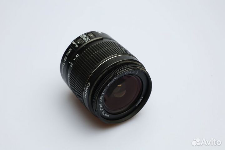 Canon EF-S 18-55mm 3.5-5.6 is II