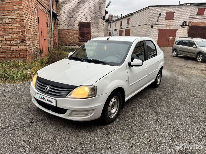 Renault Logan 1.6 МТ, 2014, 180 000 км