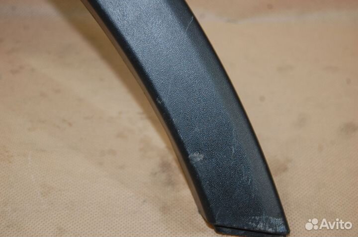 Накладка крыла переднего правого - Toyota RAV 4