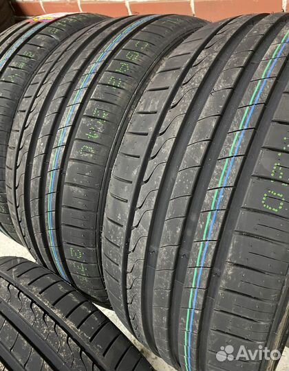 Minerva F205 255/35 R18