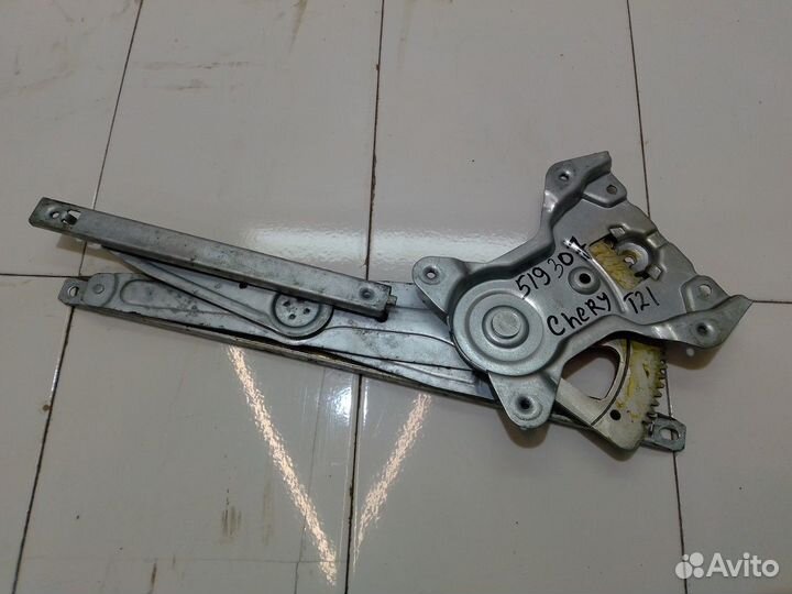 Стеклоподъемник электрический задний левый