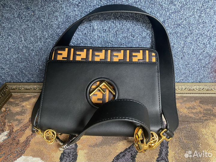 Сумка натуральная кожа fendi