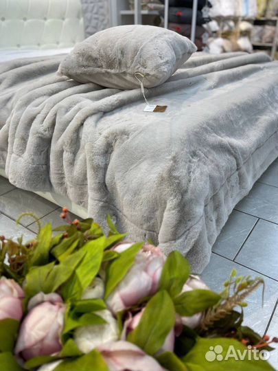 Плед меховой Sofi De Marko