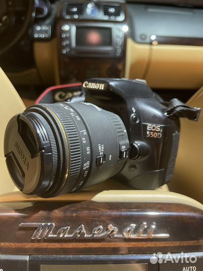 Canon eos 550d Sigma 50мм 1:2:8 DG macro