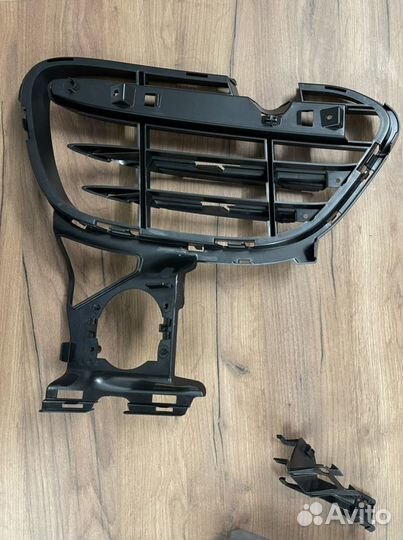 Решетка левая porsche cayenne GTS 95850568111