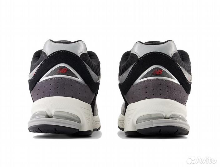 Мужские кроссовки New Balance 2002R