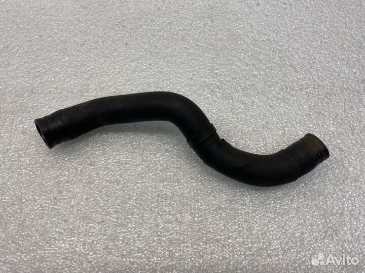 Патрубок системы охлаждения Volkswagen Polo седан