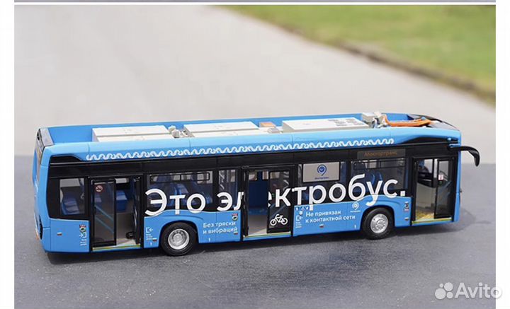 Коллекционная металлическая модель автомобиля