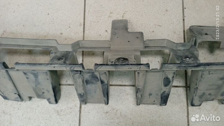 Кронштейн заднего бампера Ford Kuga 2