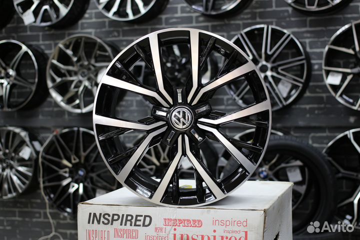 Литые диск Replica VW R17