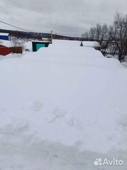 Уборка снега вручную