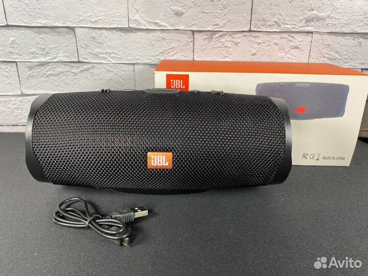 Колонка JBL charge 4