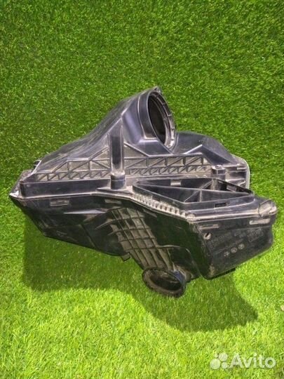 Корпус воздушного фильтра от Audi A4 B8/ A5 8T aud