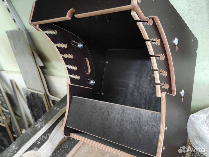 Универсальный стол с повороткой для эхолота