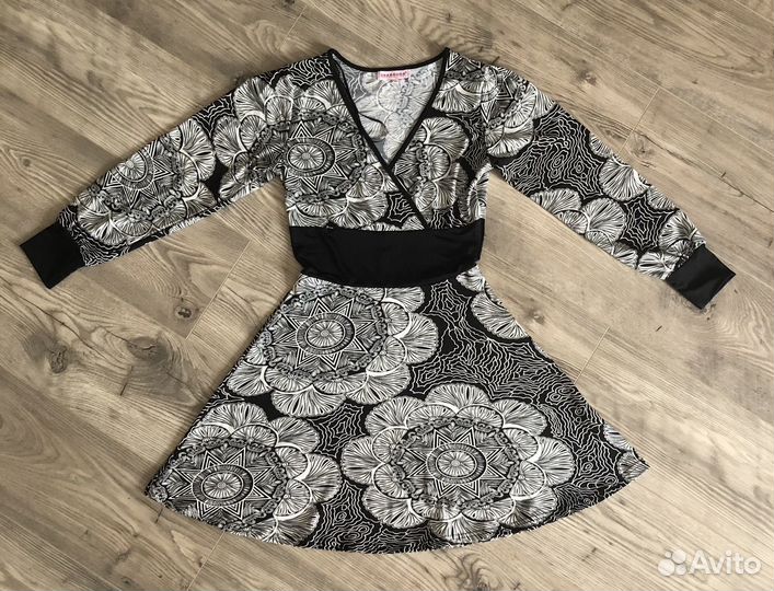 Платье черное размер S