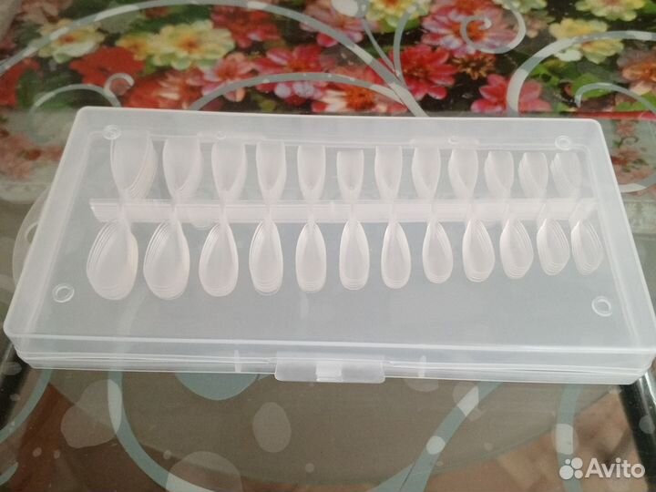 Гелевые типсы для наращивания ногтей