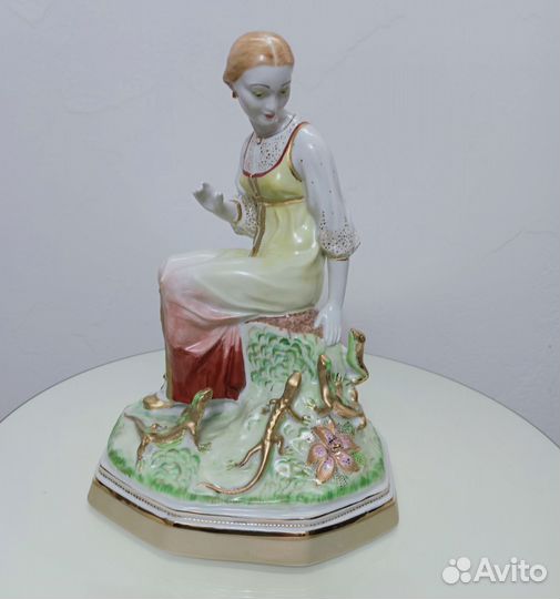 Статуэтка Дулево