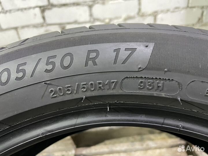 Michelin Primacy 4 205/50 R17