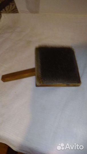 Чески для шерсти