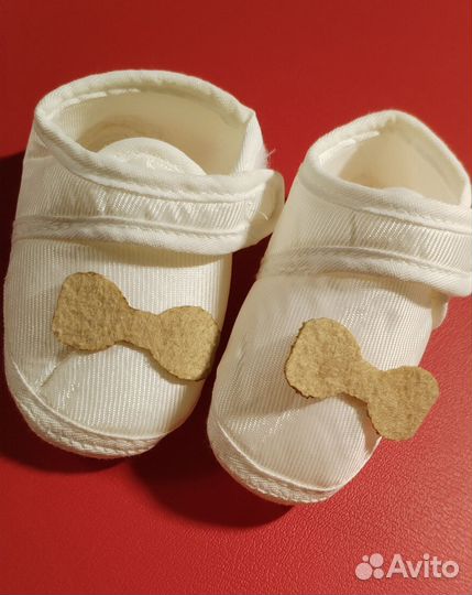 Детская одежда и пинетки